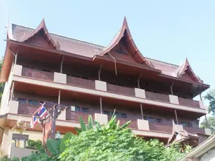 卡塔山海景酒店Hotel Kata Hill Sea View