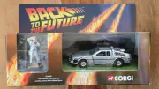 Corgi CC05501 Back To The Future DeLorean & Doc Brown Figure Diecast 1:36