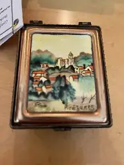 Kelvin Chen Green Enameled Box original box and tag Cézanne. New