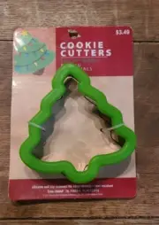 NEW Sunny Side Up Bakery Christmas Tree Cookie Cutter Silicone Grip Large 4"