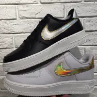 在飛比找蝦皮購物優惠-Nike Air Force 1 "Metallic Swo