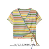 在飛比找ETMall東森購物網優惠-彩色條紋綁帶針織小上衣T恤