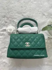 NWT CHANEL 22A GREEN COCO Handle Small Caviar GHW Microchip w/Receipt