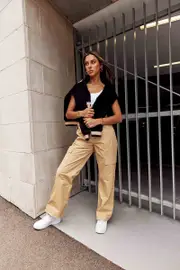 Beige Wide Leg Pants High Rise Cargo Tailored - Size 10, Women's Wide Leg Pants