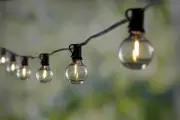 : 18.5-ft Solar Black Outdoor String Light with 15 White LED Globe Bulbs