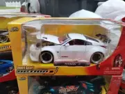 Jada Toys Import Racer Option D Nissan Z Nismo JDM 1:24 Scale Diecast Car White