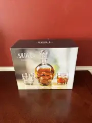 Whiskey Skull Decanter Set with Glass Skull Topper with 2 Whiskey Glasses-NIB