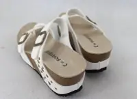 在飛比找Yahoo!奇摩拍賣優惠-代購香港OUTLET 純手工 大碼 大號 女鞋 勃肯鞋麥坎那