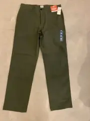 NWT - Olive Dockers khakis - mens pants size 34x34 - retails for $78