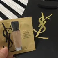 在飛比找蝦皮購物優惠-YSL 聖羅蘭 逆齡肌密精萃粉底 spf20 pa++