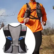 Hydration Vest Backpack Hydration Bag Lightweight with 500 ml Water Bladders