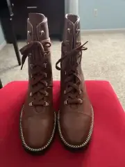 STUART WEITZMAN BROWN KOLBIE GOLD CHAIN COMBAT BOOT SZ 10 1/2