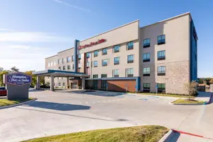 Hampton Inn & Suites Dallas East