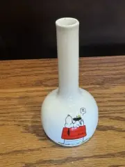 VTG Snoopy Ceramic Vase, RARE , Determined. B19