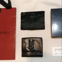 在飛比找蝦皮購物優惠-Yves Saint Laurent/YSL  黑色漆皮中夾