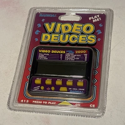 Radica Pocket VIDEO DEUCES Royal Flush 2000 Electronic Handheld Game NOS Vintage