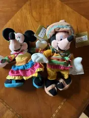 Disney Globe Trotting Mexican Mickey and Minnie Mouse Bean Bag Plush Vintage