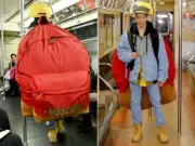 AW20 Moschino Couture Jeremy Scott OVERSIZED GIANT RED BACKPACK w/GOLD LOGO