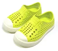 在飛比找Yahoo!奇摩拍賣優惠-COQUI 透氣排水休閒鞋 洞洞鞋 小段 螢光綠