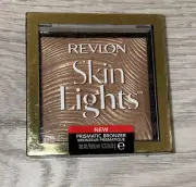 Revlon Skin Lights Prismatic Bronzer, Sunlit Glow 110, 0.31 oz