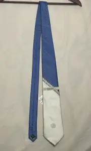 Cubavera 100% Silk Blue/ Off White Mandela Emblem Neck Tie 58inx3.75in NWT