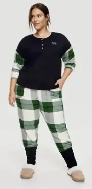 PETER ALEXANDER GREEN BUFFALO CHECK FLANNELETTE LEG WARMER WOMEN SZ MEDIUM BNWT