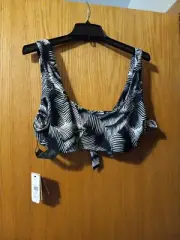 Volcom Eco True Stay or Leaf Scoop-Neck Bikini Swim Top, Sz 20W Black & White