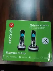 Motorola CD4012 DECT 6.0 2-Handset Cordless Phone