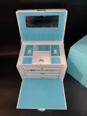New Origami Owl Locking Jewelry Storage Center White Leather Outside Blue Inside