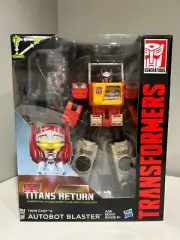 Transformers Generations Titans Return Blaster with Twin Cast