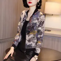 在飛比找蝦皮商城優惠-【現貨】印花棒球服短外套女氣質輕熟休閒百搭個性減齡大尺碼拉鏈