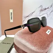 New MIU MIU Sunglasses Black Square Rectangular Gold Logo Authentic
