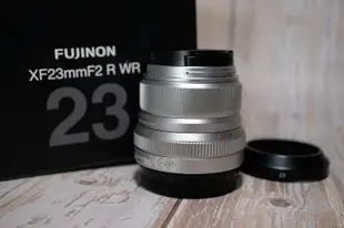 富士 FUJIFILM XF 23mm F2 wr 銀 silver非sigma 30 23 50 33 f1.4 56