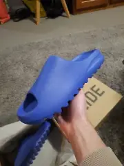yeezy slide azure us10