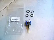 Toggle Switch Miniature SPDT 6A 125V on-off-on APEM 5239ZABULCSA new
