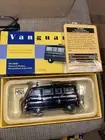 Corgi Vanguards VA10605 1/43 Morris J2 Minibus, Metropolitan Police SPG Boxed