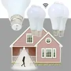 Auto Sensor B22 Motion Sensor LED Bulb Energy Saving Light Smart Bulb PIR