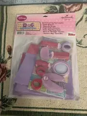 New Hallmark- Disney set of 4 Check Up- Doc McStuffins party Box With Favors.