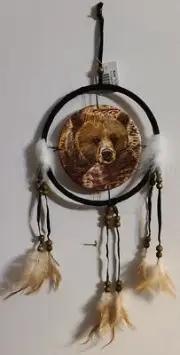 DREAMCATCHER INDIAN WITH A PICTURE OF A BROWN BEAR OUTDOOR SML (CR45)