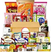 DAGAON Finest Korean Snack Box 42 Count – Variety Snacks Including Korean’s Favorite Chips, Biscuits, Cookies, Pies, Candies. Perfect appetizing Korean treats for any occasions, gifts and everyone.