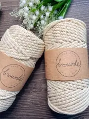 4.5 mm Premium Matte Polyester Macrame cord - EGGSHELL #11