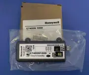 Lot 2 NEW Honeywell C7400S 1000 SylkBus Temperature/Humidity Sensor