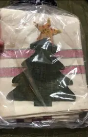 Primitive Christmas Tea Towel Sewing Quilting Appliqué Kit Tree Star