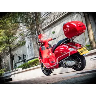 Vespa GTS300 ABS 鍛造框 紅色 復古文青 重機 Brembo 二手 非125 946 GTV黃牌速可達