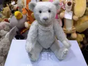 HM Queen Elizabeth Dedication to Service Teddy Bear Ltd 106 by Steiff EAN691300