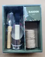 1 Garden Set - 6 Wood Stake, 1 Mini Trowel, 6 Seed Envelope 1 Soil Shovel Bucket