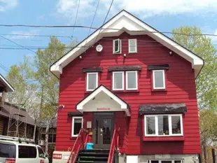 紅色滑雪之家The Red Ski House