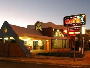 杜博里斯爾俱樂部汽車旅館Dubbo RSL Club Motel