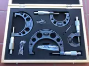 4Pcs Outside Micrometer (0-25-50-75-100mm) Set