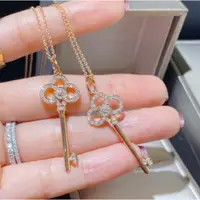 在飛比找蝦皮購物優惠-Tiffany 蒂芙尼 18K 玫瑰金 鑽石 皇冠 鑰匙 項